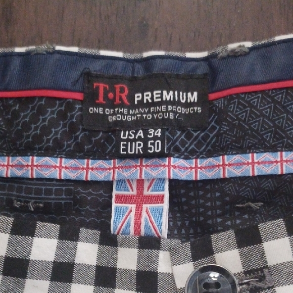 T R PREMIUM Men's Checkered Dress Pants - Black and White 🇬🇧 - Picture 3 of 8